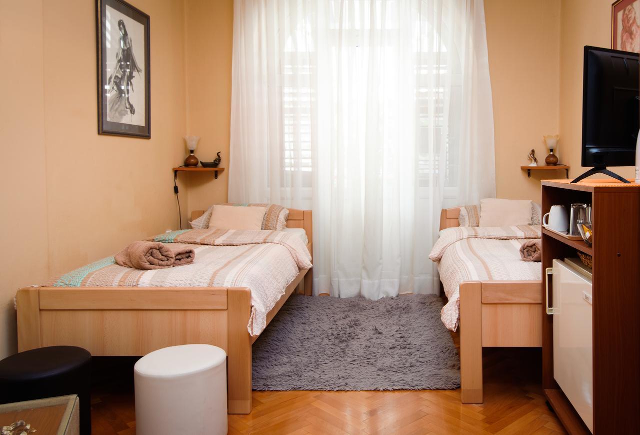 Private Accommodation Milisa Сплит Экстерьер фото